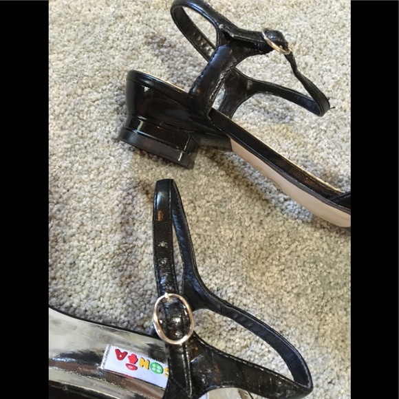 Black low heeled strappy sandals with BlingBling - Picture 13 of 16